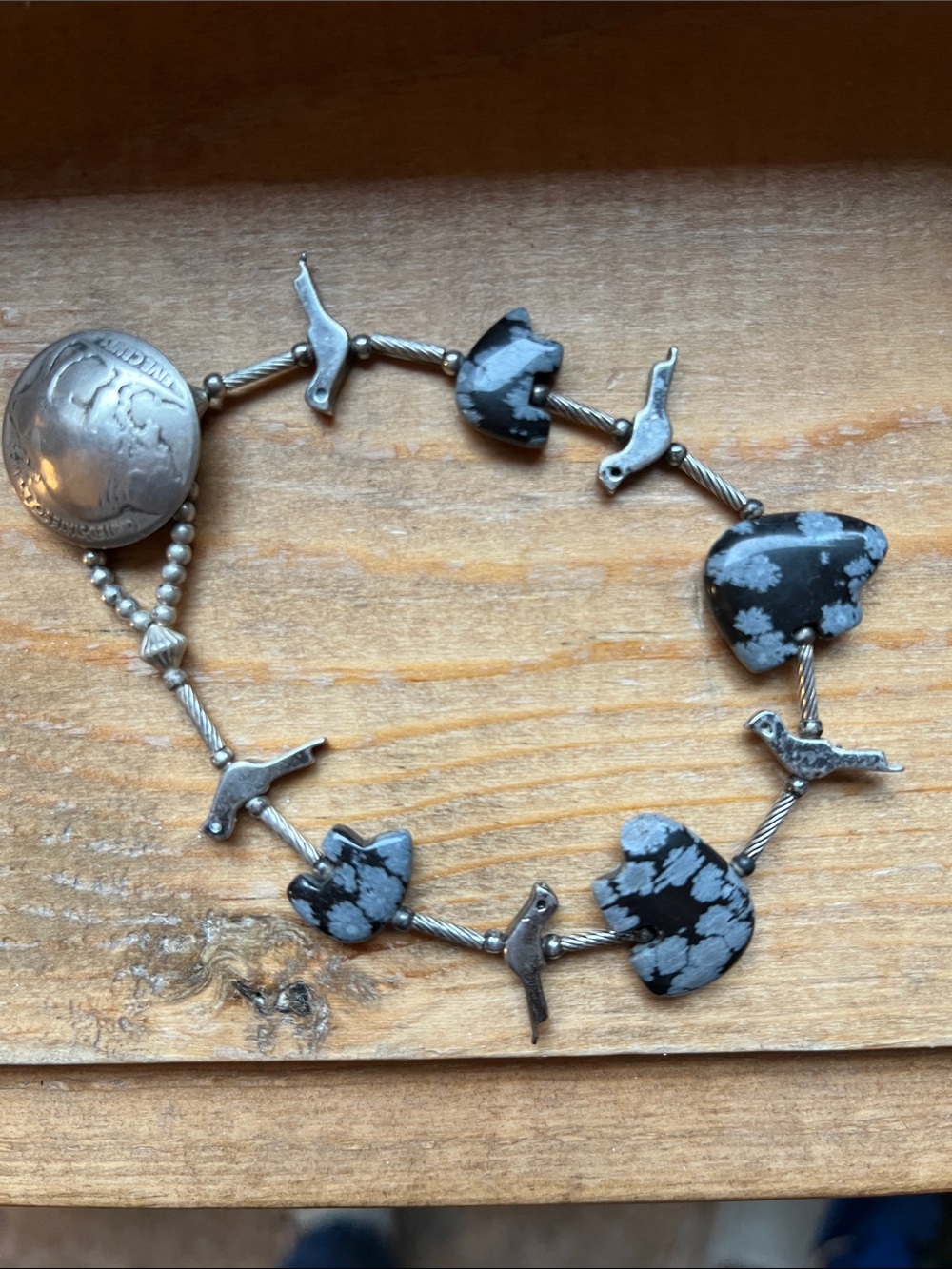 Silver Bird & Buffalo Snowflake Obsidian Bracelet - Gray/Black